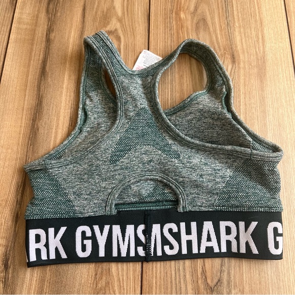Gymshark sport bra - Picture 2 of 6